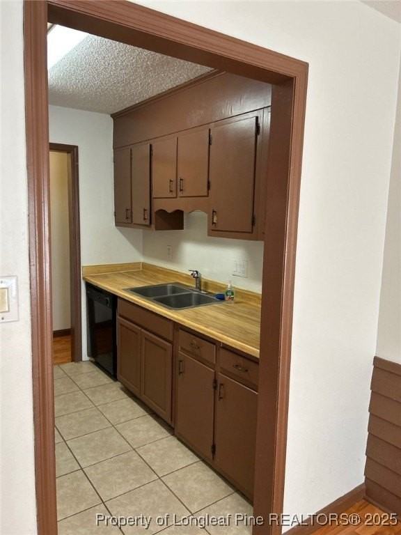 91 Sandalwood Dr - Photo 5 of 17