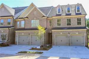 featured image of 5550 Lightheart Ct