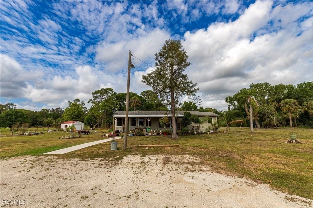 17841 Palm Creek Drive - Photo 2 of 28