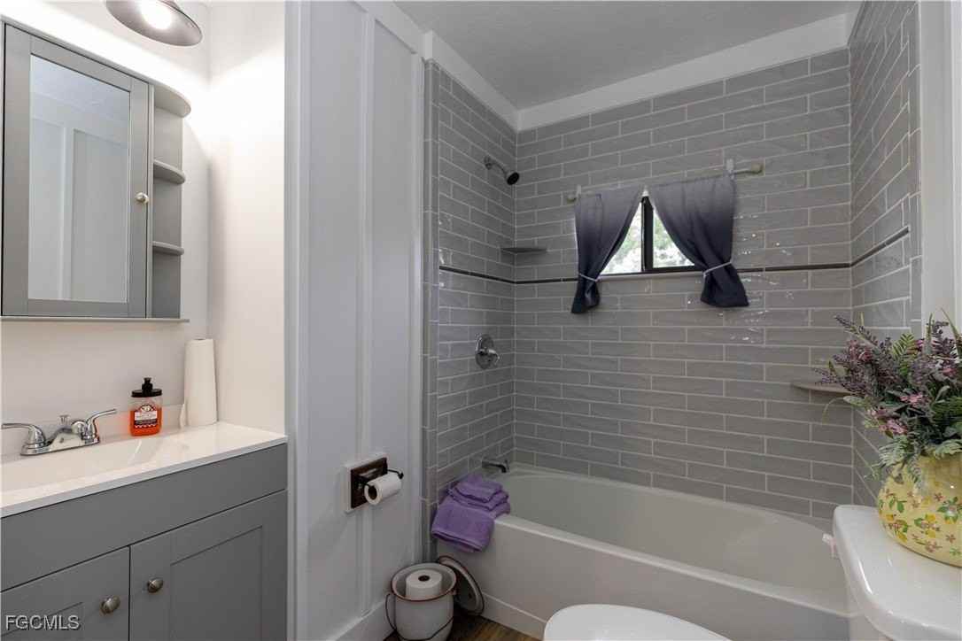 17841 Palm Creek Drive - Photo 7 of 28