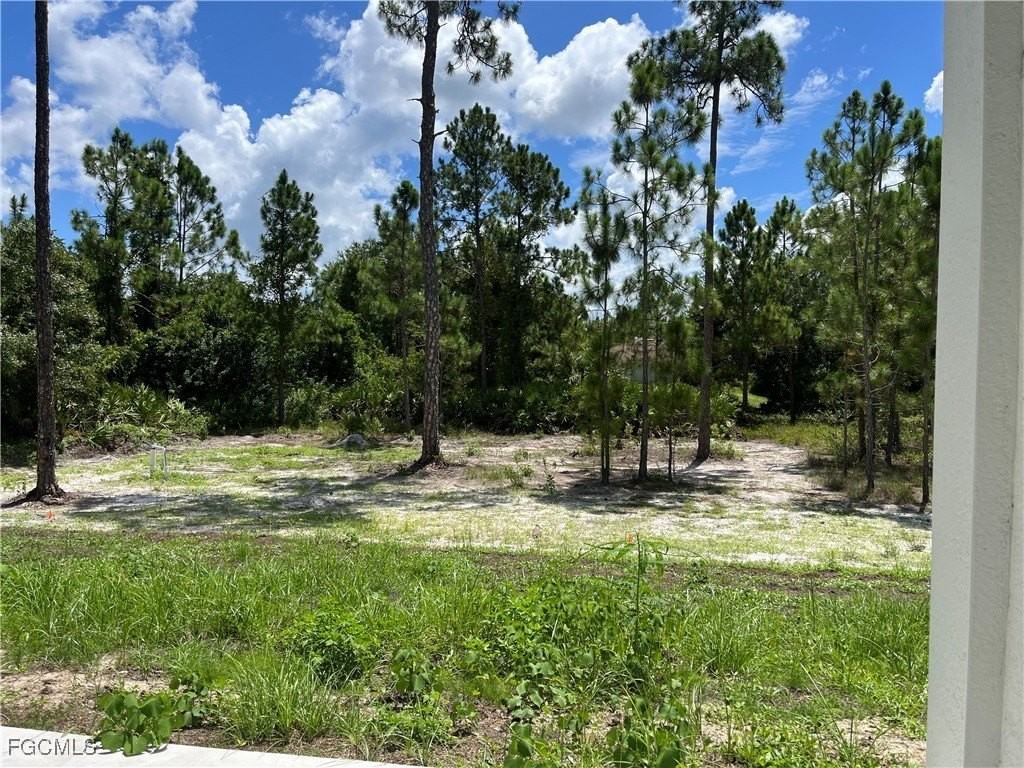 1206 Lake Ave - Photo 2 of 17