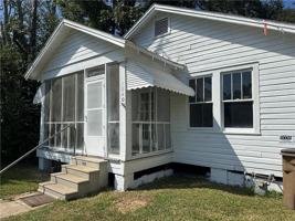 featured image of 1840 Canal St