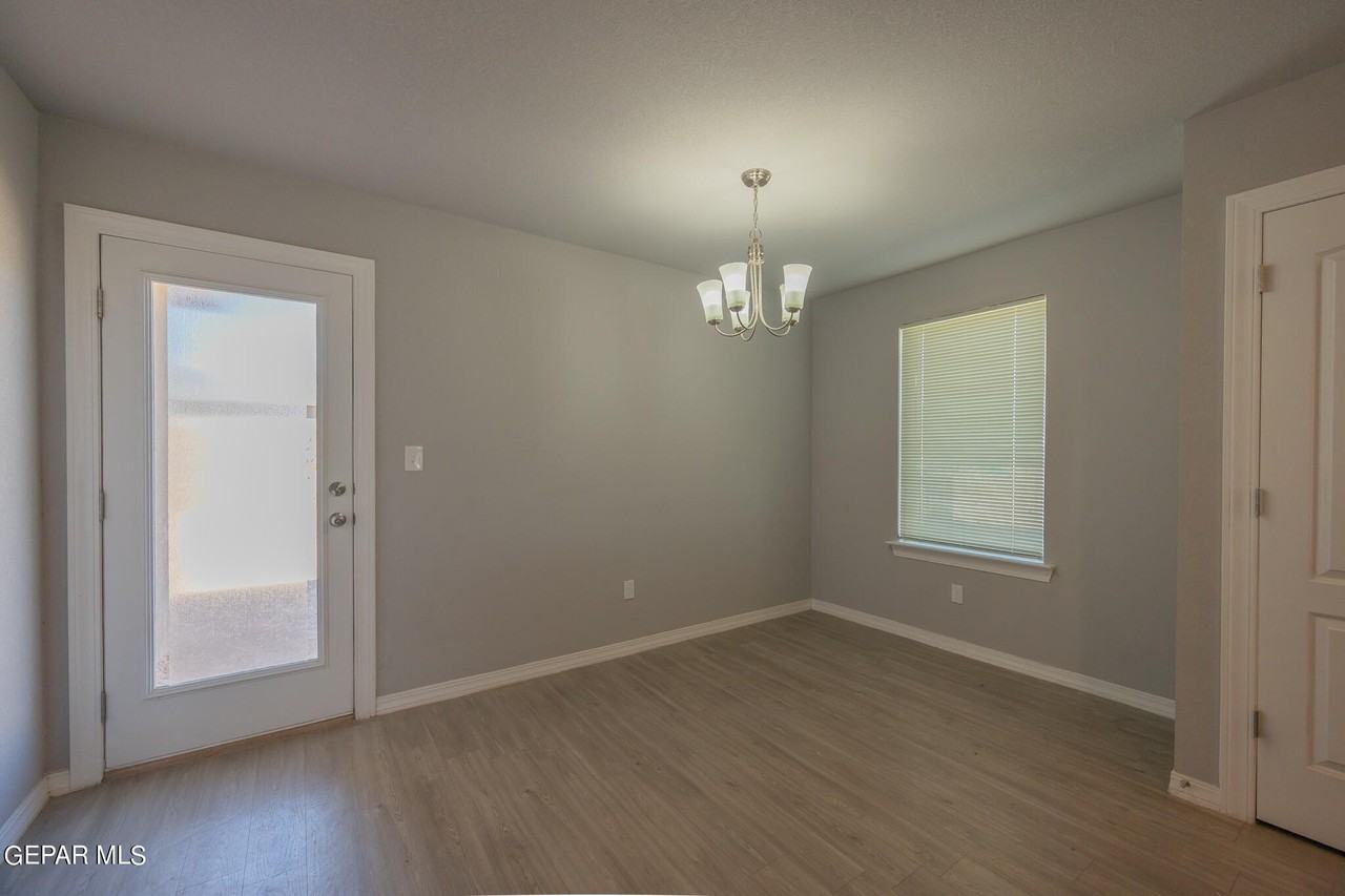 14565 Desert Poppy Ct - Photo 4 of 12