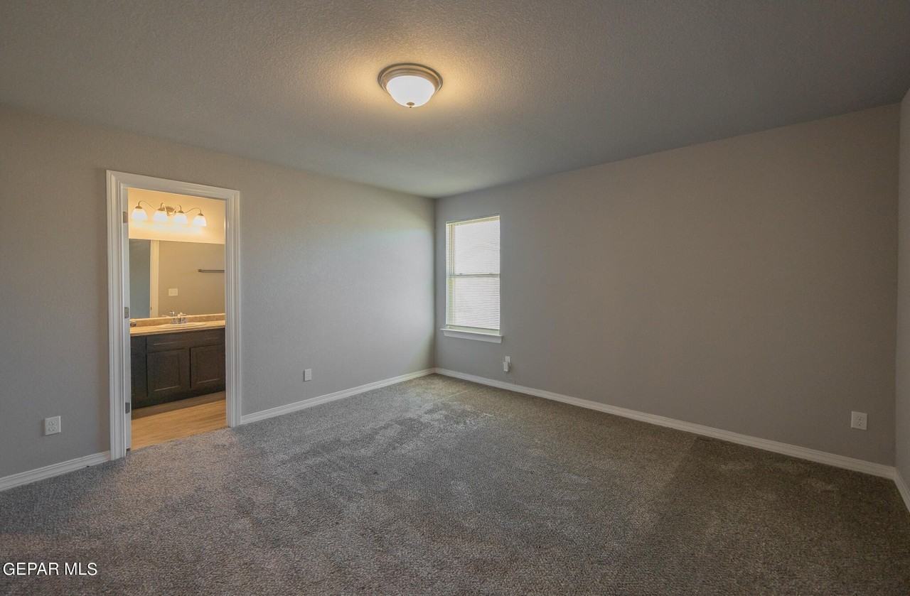 14565 Desert Poppy Ct - Photo 5 of 12