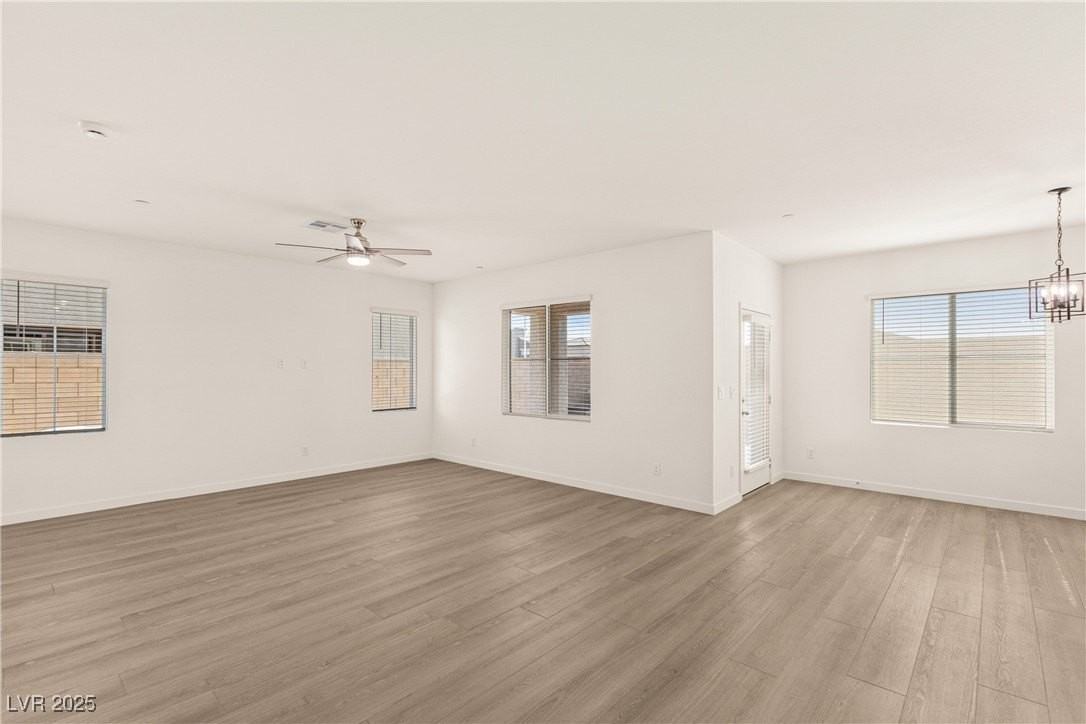 478 Daphne Terrace Street - Photo 3 of 30