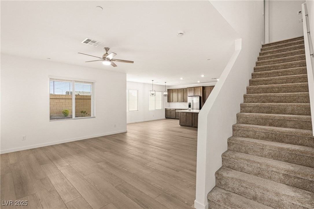 478 Daphne Terrace Street - Photo 5 of 30