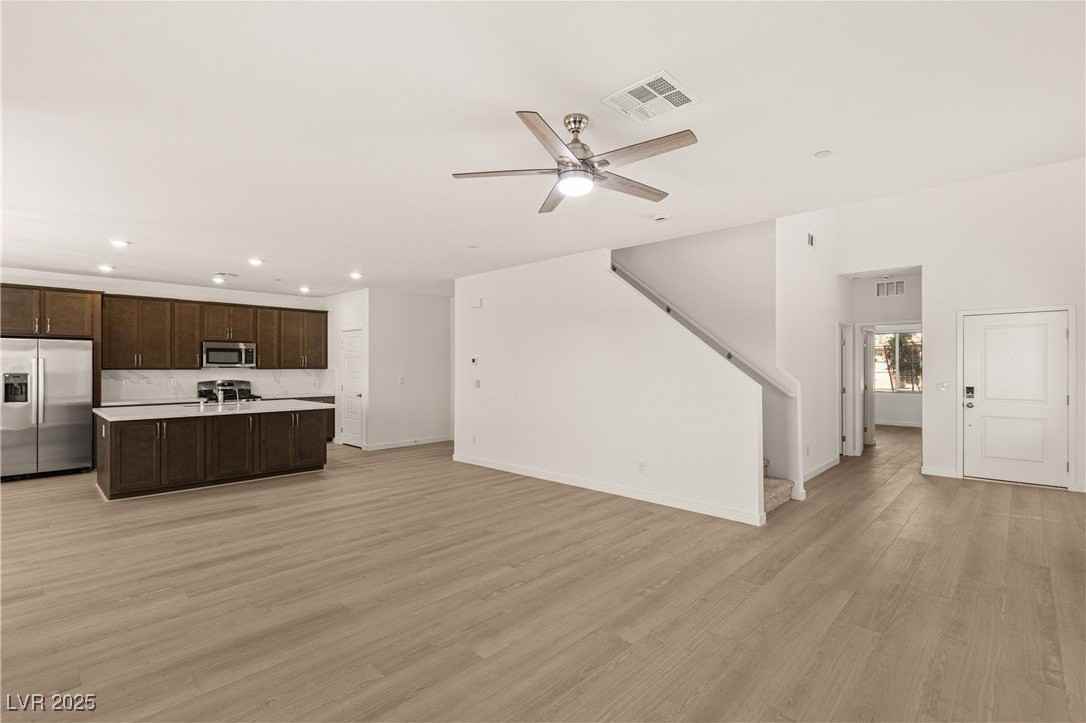 478 Daphne Terrace Street - Photo 6 of 30