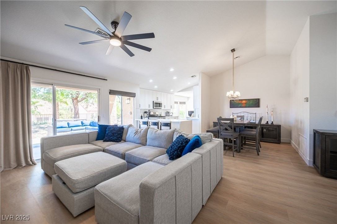 2548 Tumble Brook Dr - Photo 5 of 50