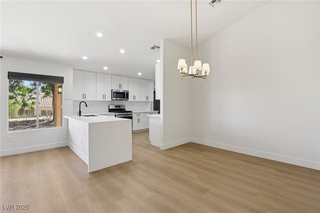 2548 Tumble Brook Dr - Photo 6 of 50