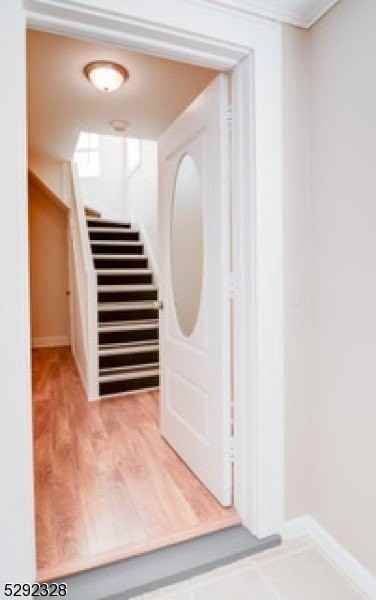 1410 Hussa St - Photo 5 of 14