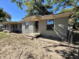 202 N Henry St - Photo 1 of 1