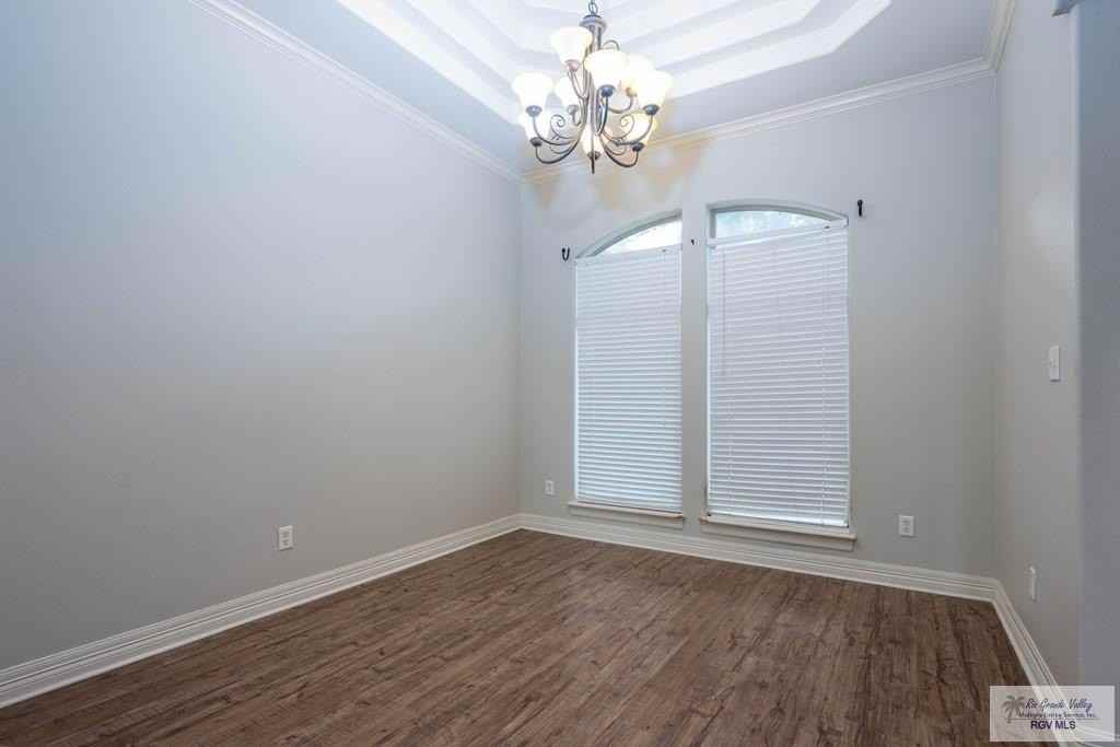 2213 Hitching Post Blvd - Photo 3 of 19