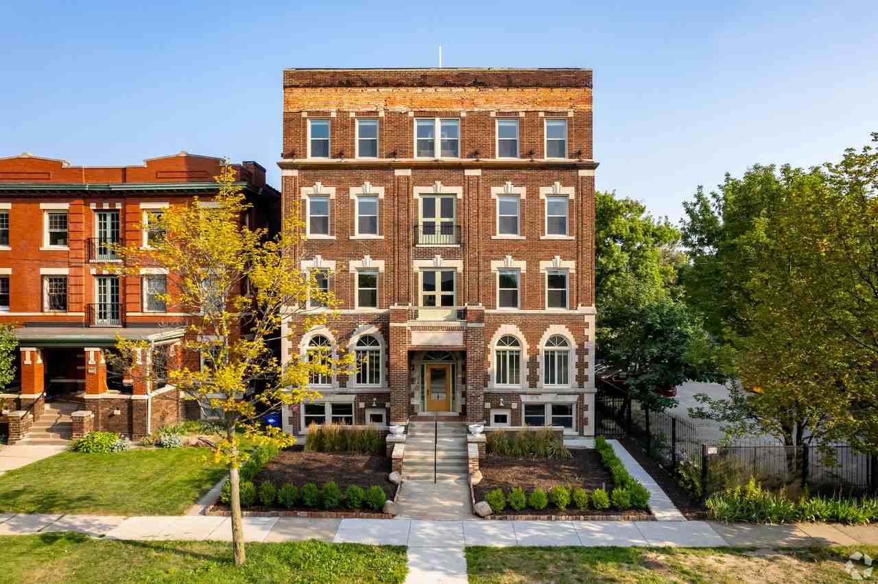 479 W Willis St - Photo 4 of 8