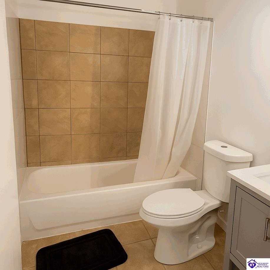 1617 W Crocus Dr - Photo 6 of 9