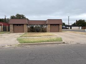 3702 54th St Apt A #A - Photo 1 of 1