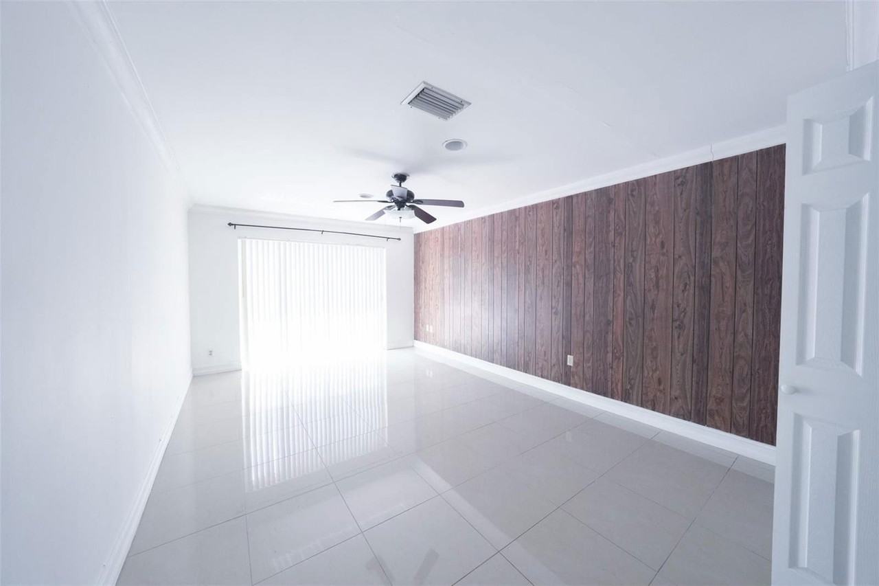 7327 Pepper Pike Dr - Photo 5 of 8