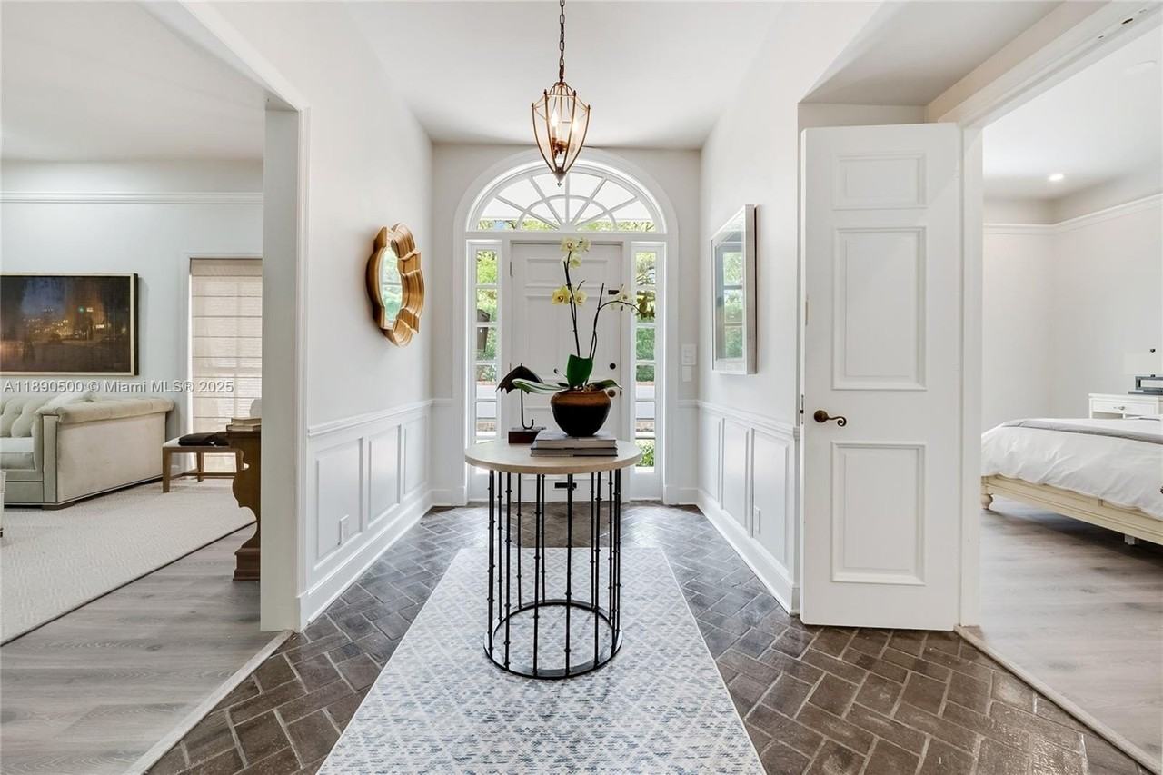 721 San Bruno Ave - Photo 4 of 21