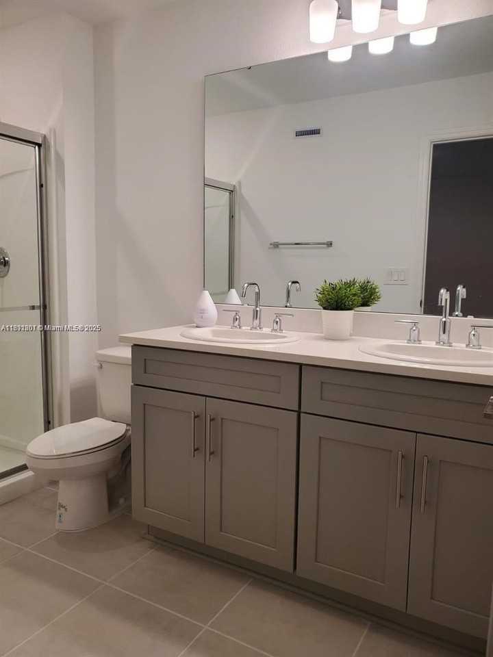 3563 Davenport Creek Court - Photo 5 of 12