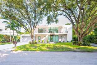 5921 Sw 87th St - Photo 1 of 1