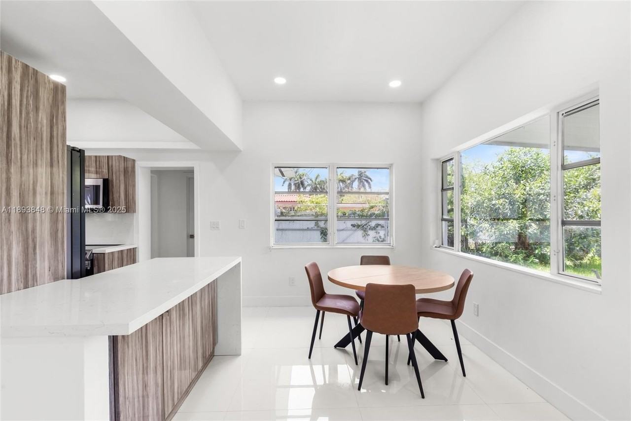 1581 Normandy Drive - Photo 6 of 15