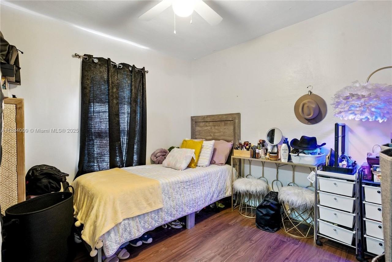 702 50th Street #1 - Photo 7 of 12