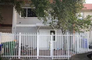 618 Nw 11th St #618 - Photo 1 of 1