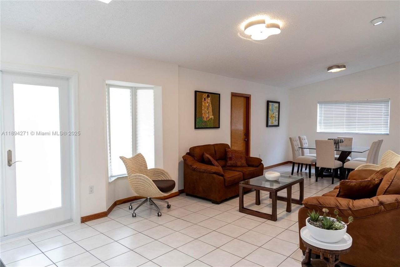 8192 Southwest 90th Avenue #0 - Photo 3 of 31