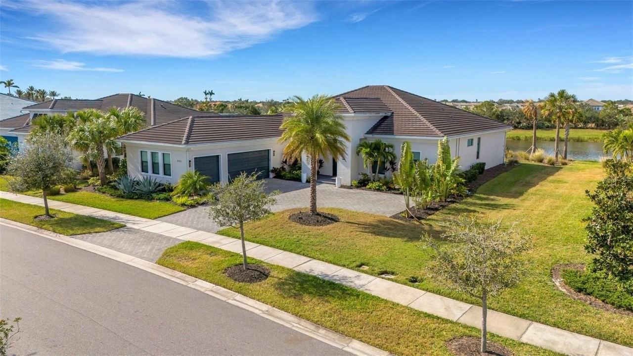 8921 Artisan Way - Photo 3 of 50