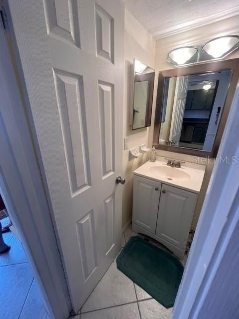 1614 Stickney Point Rd #102 - Photo 3 of 34