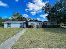 featured image of 4607 Nw 40th St