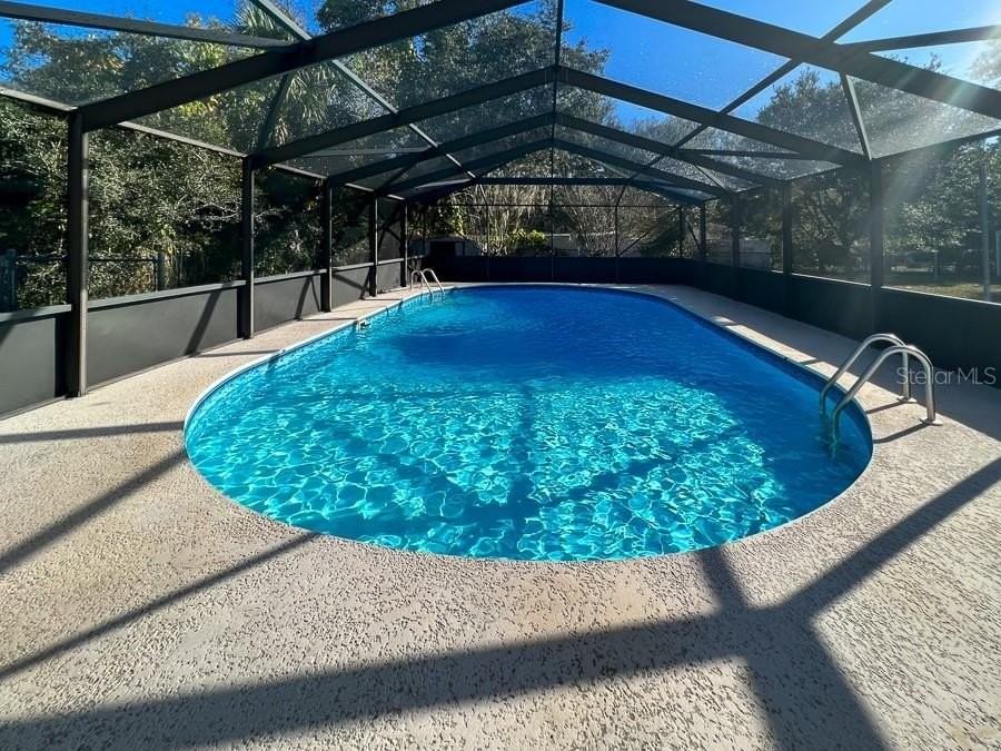 4607 Nw 40th St - Photo 2 of 36