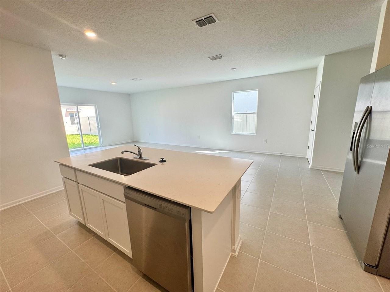 3567 Kimbrough Dr - Photo 5 of 38