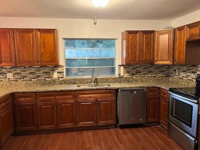 112 Crescent Blvd - Photo 6 of 19