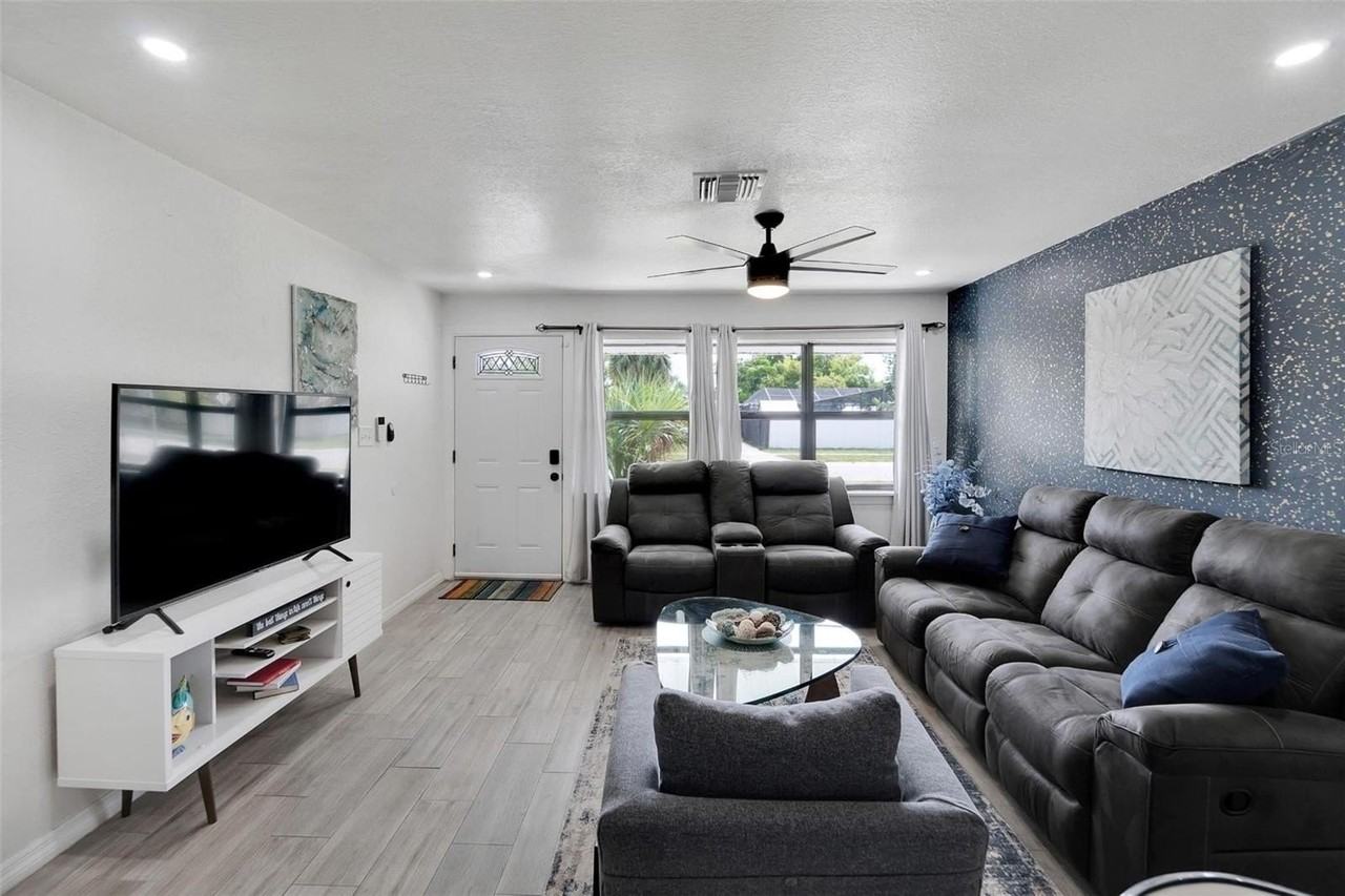 4731 W Montgomery Ave - Photo 3 of 50