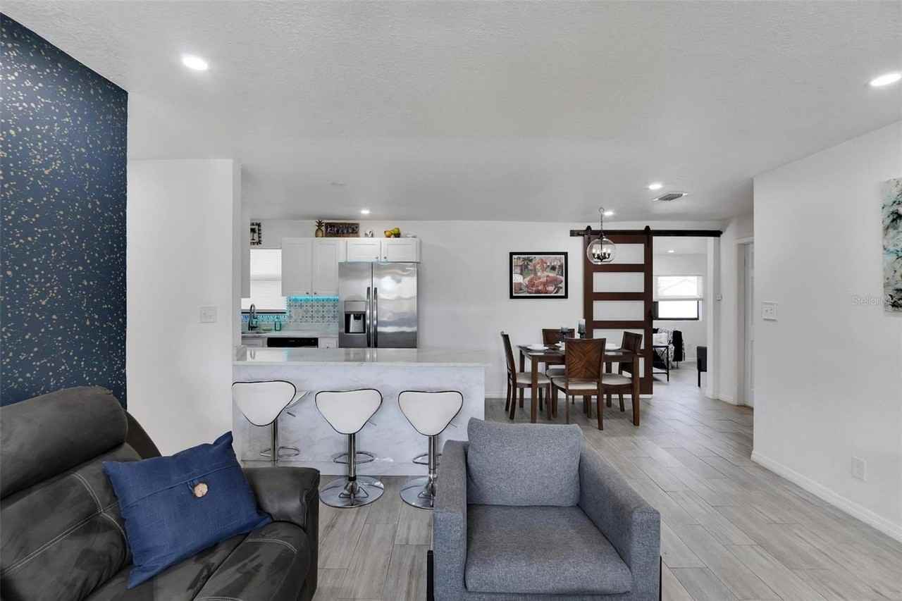 4731 W Montgomery Ave - Photo 5 of 50