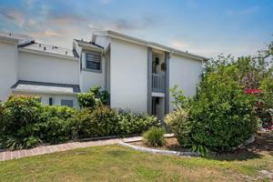 featured image of 609 Lively Dr #B