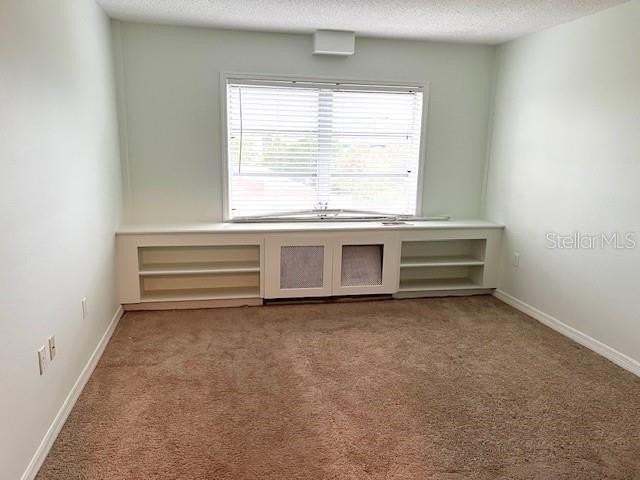 406 W Azeele St #402 - Photo 7 of 18