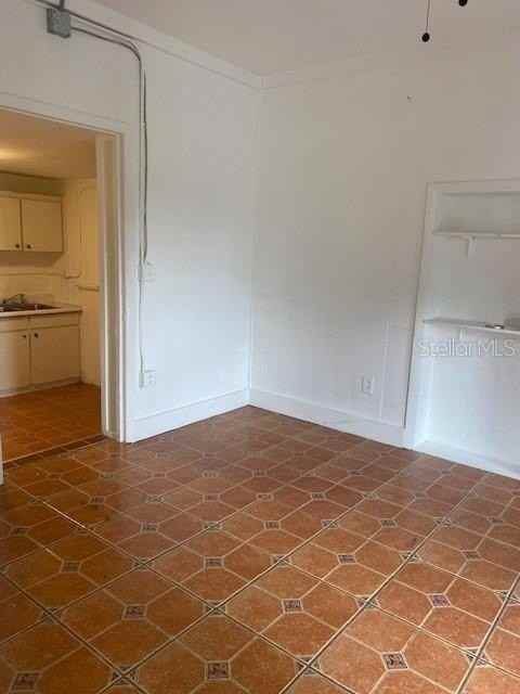 1045 E Lake Parker Dr #1045 - Photo 3 of 9