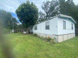 featured image of 1035 E Lake Parker Dr #8