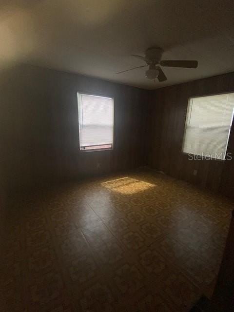 1035 E Lake Parker Dr #8 - Photo 6 of 15