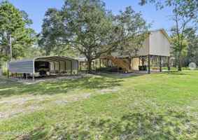 featured image of 10008 Willow St