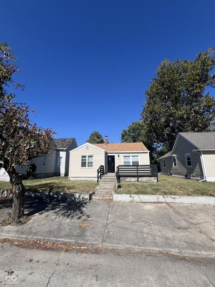 1402 East Willard Street