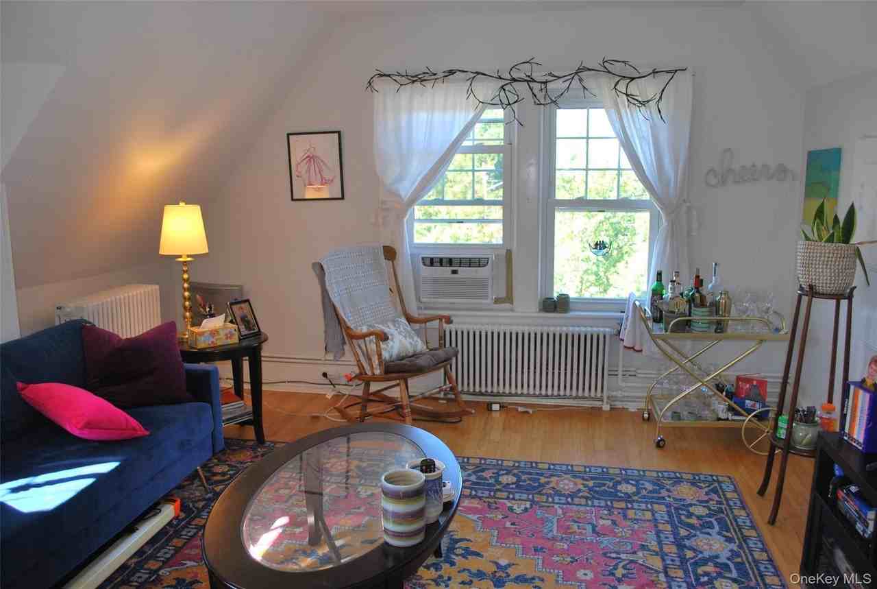 35 Oakland Ave - Photo 2 of 23