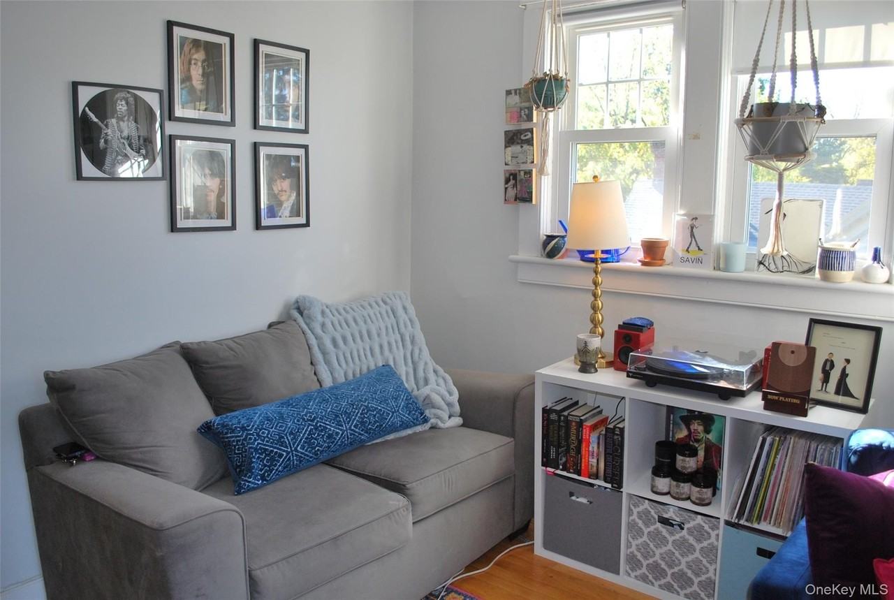 35 Oakland Ave - Photo 5 of 23