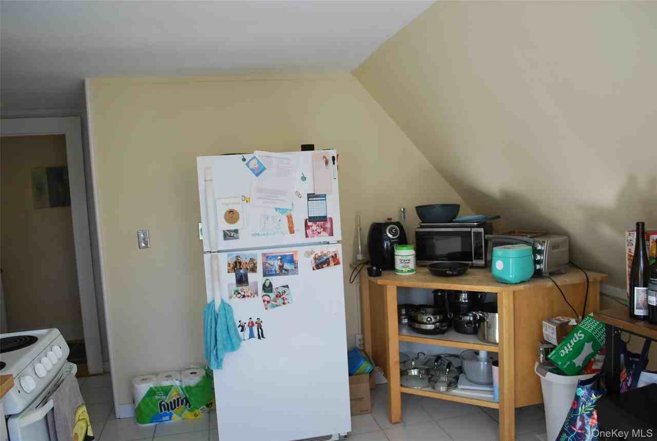 35 Oakland Ave - Photo 7 of 23