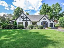 featured image of 79 Reid Ave