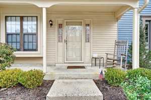 featured image of 275 Gloucester Ct