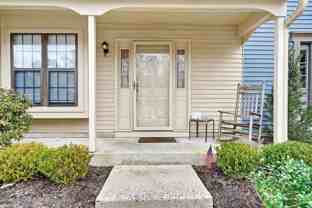 275 Gloucester Ct - Photo 1 of 1