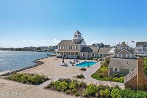 featured image of 125 Highway 35 S