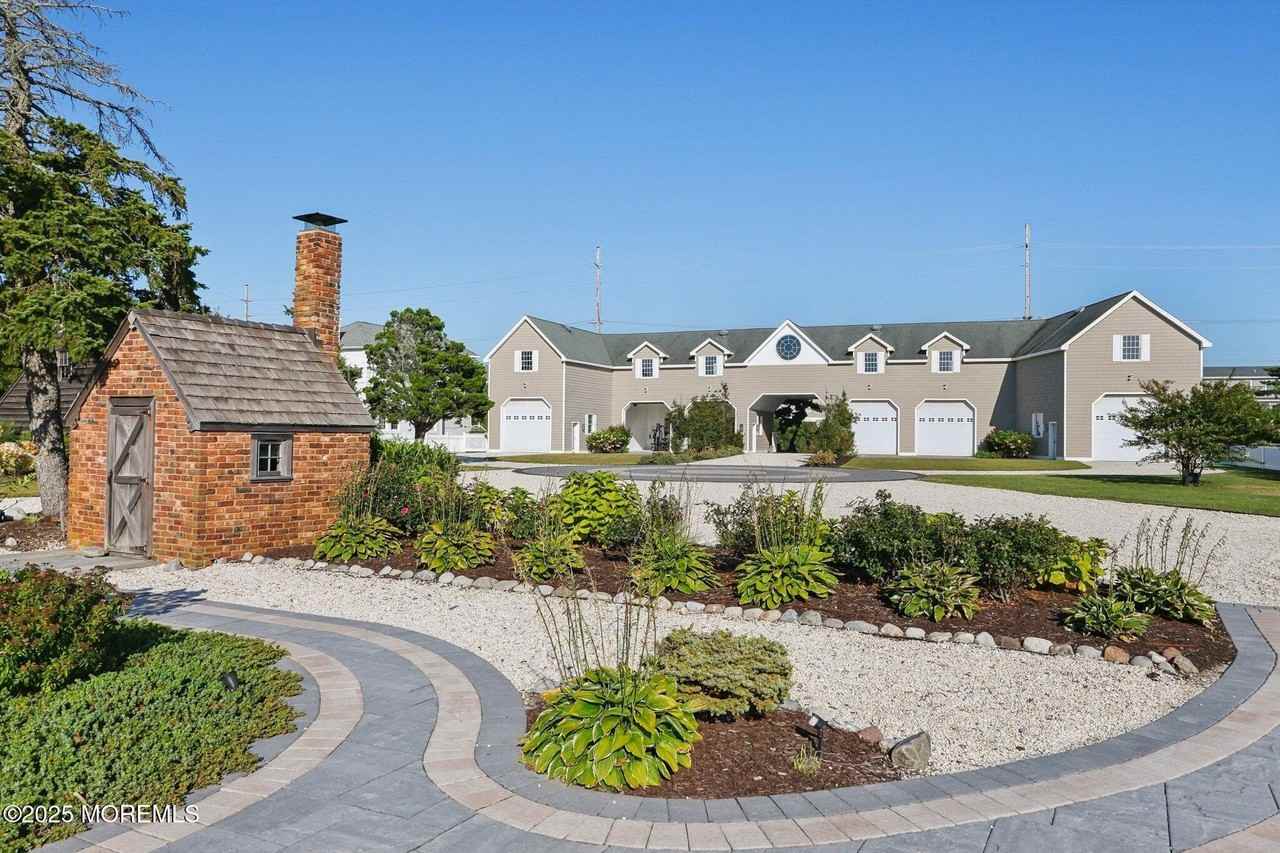 125 Highway 35 S - Photo 2 of 48